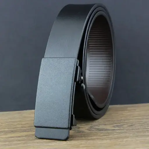 Upgrade your wardrobe with this designer men’s belt made from genuine cowhide leather. Featuring a toothless automatic buckle, this belt is perfect for both work and casual wear  | US $9.72